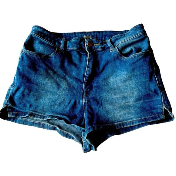 BDG Pants - Urban Outfitters BDG Super High Rise Spade Pin Up Jean shorts. Excellent cndtn.